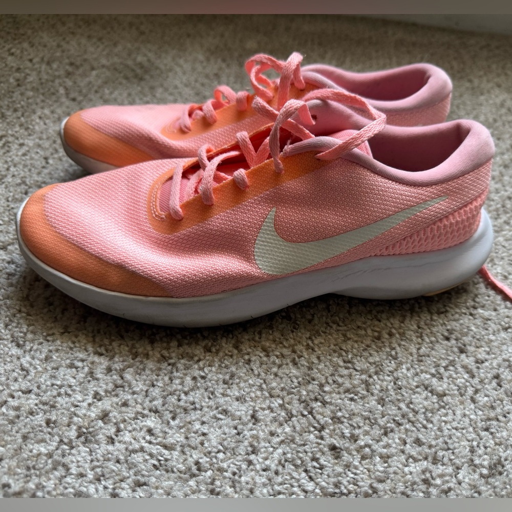 NIKE Flex Experience RN7 Pink Orange Womens 10 Shoes Activewear Running Athletic